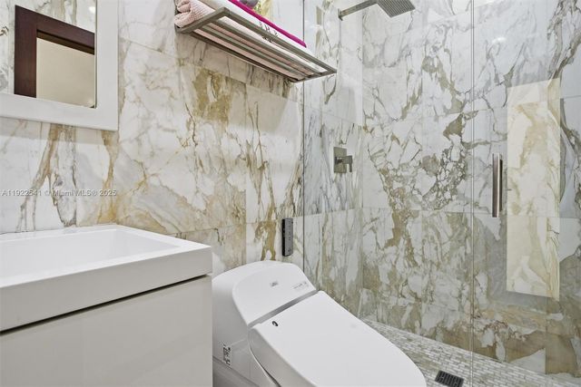 14252 SW 30th St, Miami, FL 33175