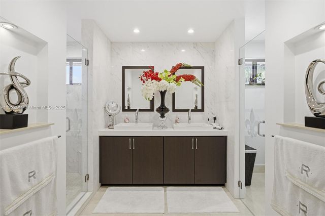 14252 SW 30th St, Miami, FL 33175