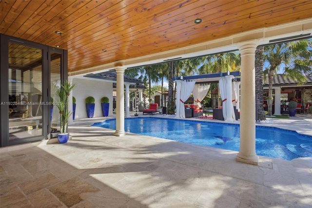 14252 SW 30th St, Miami, FL 33175