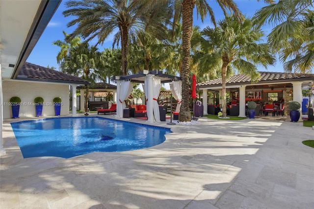 14252 SW 30th St, Miami, FL 33175