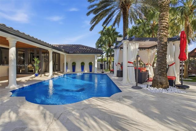 14252 SW 30th St, Miami, FL 33175