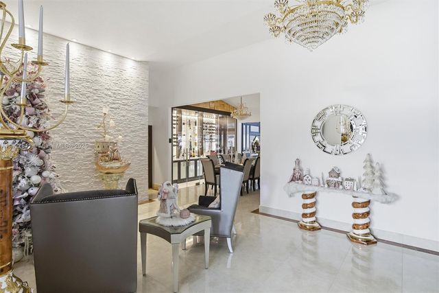 14252 SW 30th St, Miami, FL 33175