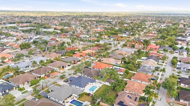 14252 SW 30th St, Miami, FL 33175