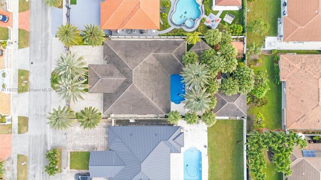 14252 SW 30th St, Miami, FL 33175