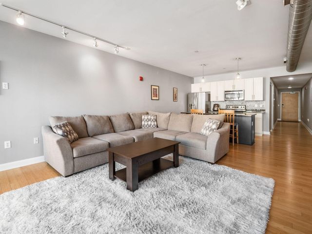 100 E Gay Street, 607, Columbus, OH 43215