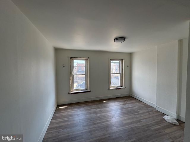 1012 W 8TH ST, Chester, PA 19013