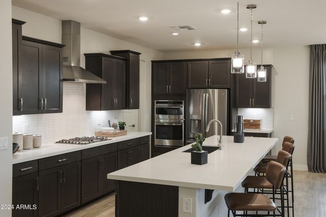 19034 W ROSE Lane, Waddell, AZ 85355