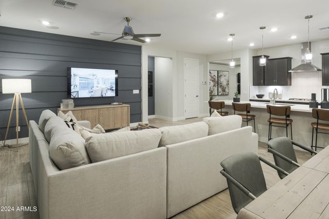 19034 W ROSE Lane, Waddell, AZ 85355