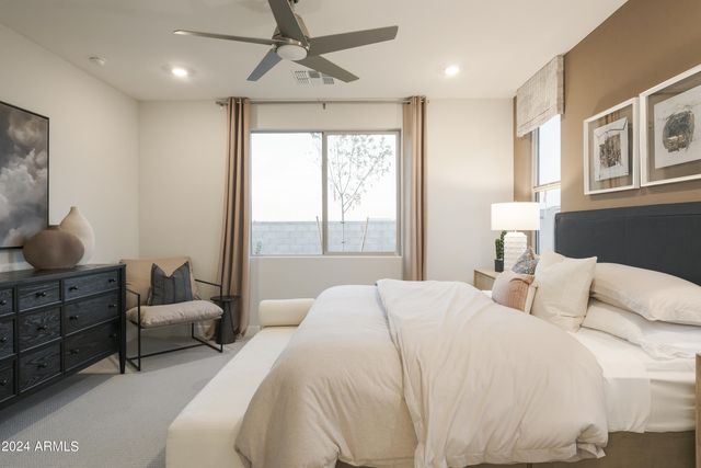 19034 W ROSE Lane, Waddell, AZ 85355