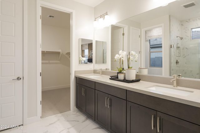 19034 W ROSE Lane, Waddell, AZ 85355