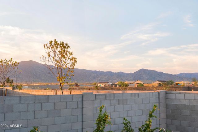 19034 W ROSE Lane, Waddell, AZ 85355