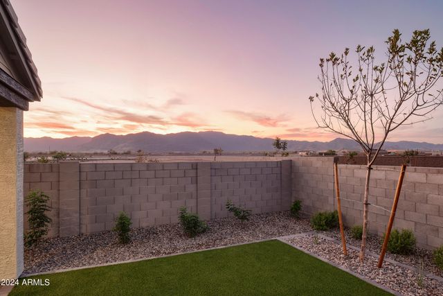 19034 W ROSE Lane, Waddell, AZ 85355