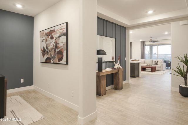 19034 W ROSE Lane, Waddell, AZ 85355