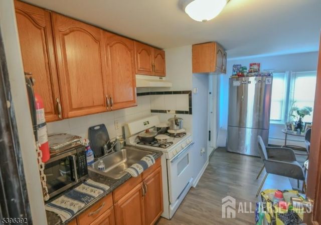 48-50 Orchard Street, Elizabeth, NJ 07208