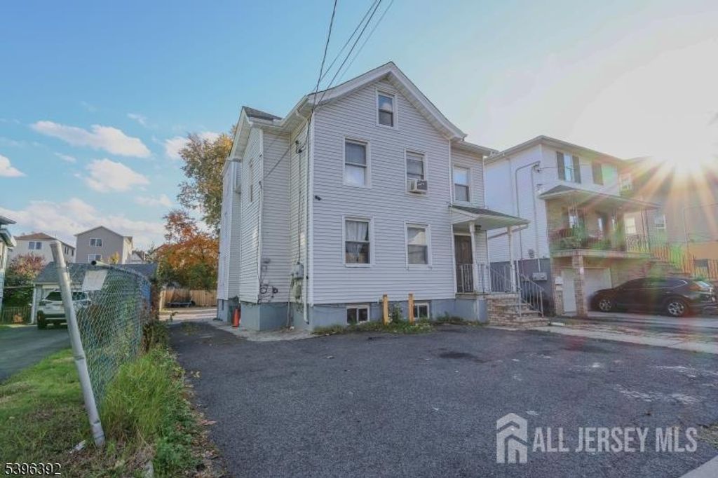 48-50 Orchard Street, Elizabeth, NJ 07208