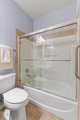 300 Cooper Lake DR, Georgetown, TX 78633