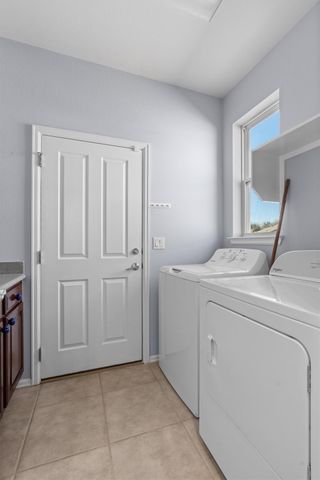 300 Cooper Lake DR, Georgetown, TX 78633