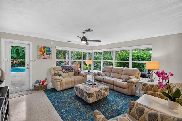 632 NW 28th Court, Wilton Manors, FL 33311
