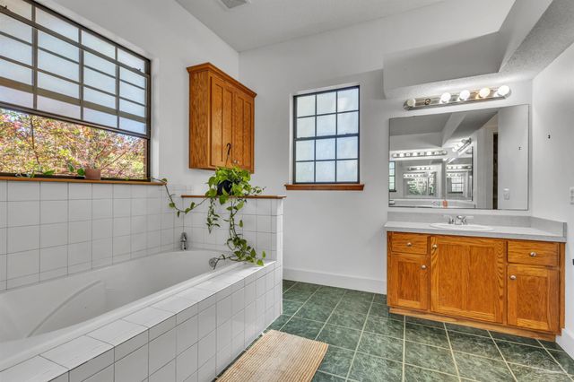 5045 Serry Ln, Pace, FL 32571