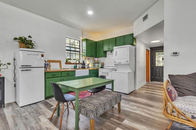 5045 Serry Ln, Pace, FL 32571