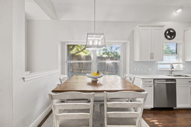 6800 La Concha CV, Austin, TX 78749