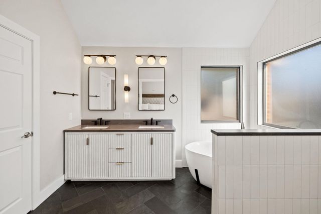 6800 La Concha CV, Austin, TX 78749