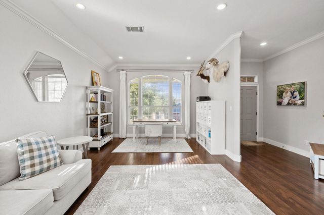 6800 La Concha CV, Austin, TX 78749