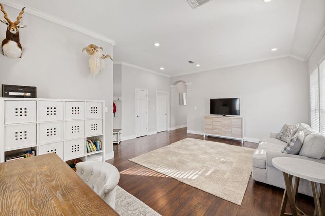 6800 La Concha CV, Austin, TX 78749