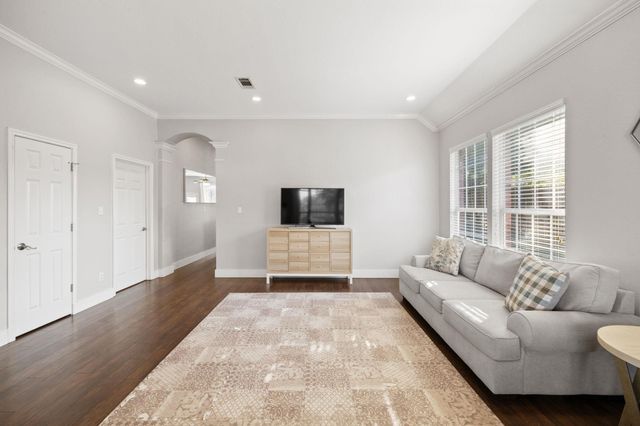 6800 La Concha CV, Austin, TX 78749