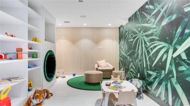 17550 Collins Ave 505, Sunny Isles Beach, FL 33160