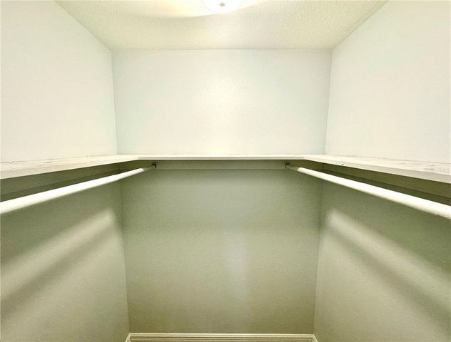 6344 NEWTOWN CIRCLE B2, Tampa, FL 33615