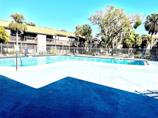 6344 NEWTOWN CIRCLE B2, Tampa, FL 33615