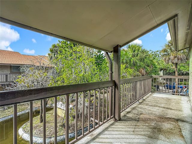 6344 NEWTOWN CIRCLE B2, Tampa, FL 33615