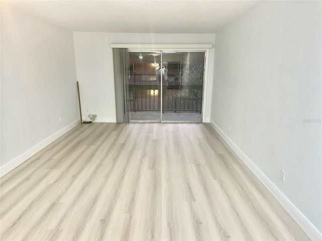 6344 NEWTOWN CIRCLE B2, Tampa, FL 33615