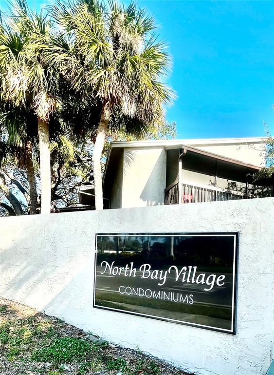 6344 NEWTOWN CIRCLE B2, Tampa, FL 33615