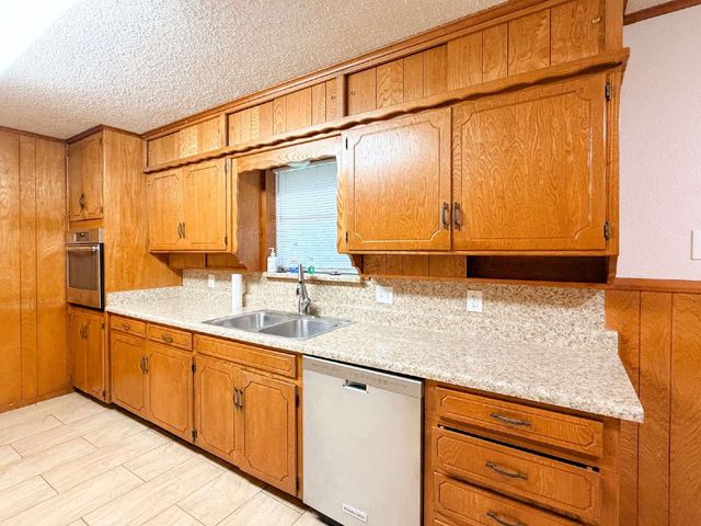 3708 Holland Drive, North Richland Hills, TX 76180