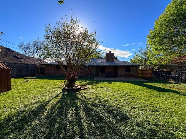 3708 Holland Drive, North Richland Hills, TX 76180