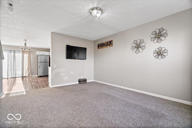 825 W Muskegan Drive, Greenfield, IN 46140