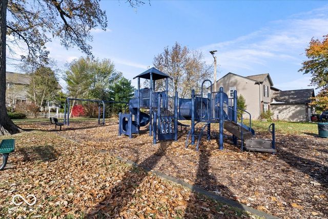 825 W Muskegan Drive, Greenfield, IN 46140