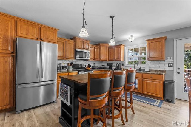 16815 Augusta Drive, Glen Allen, MO 63751