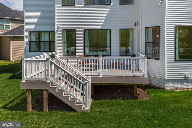 2728 HILLFIELD DR, Frederick, MD 21702