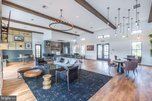 2728 HILLFIELD DR, Frederick, MD 21702