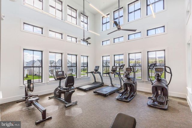 2728 HILLFIELD DR, Frederick, MD 21702