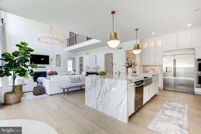 2728 HILLFIELD DR, Frederick, MD 21702