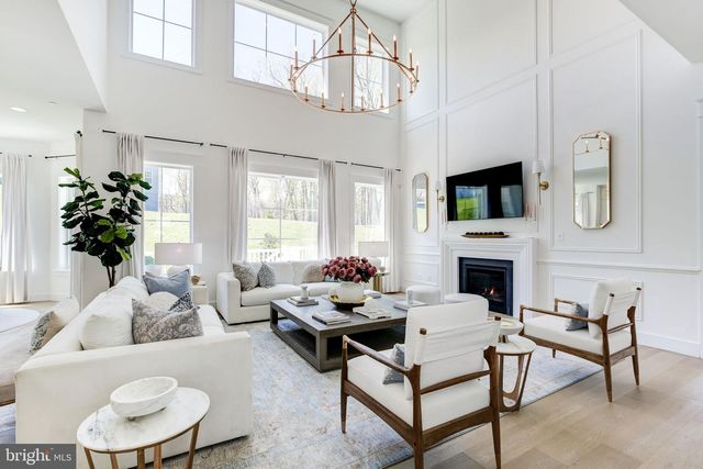 2728 HILLFIELD DR, Frederick, MD 21702