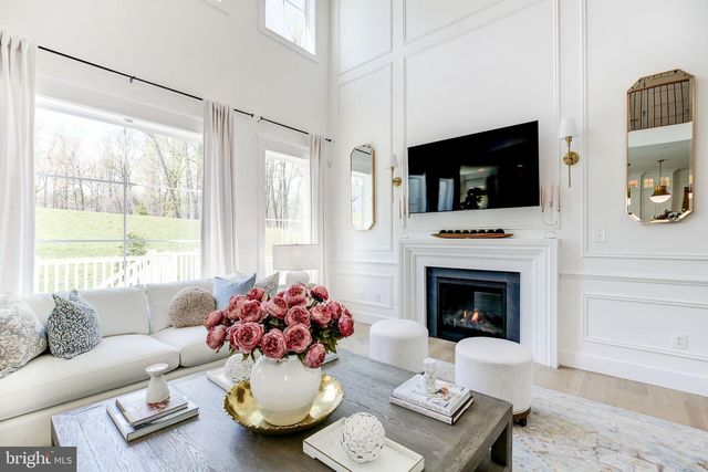 2728 HILLFIELD DR, Frederick, MD 21702