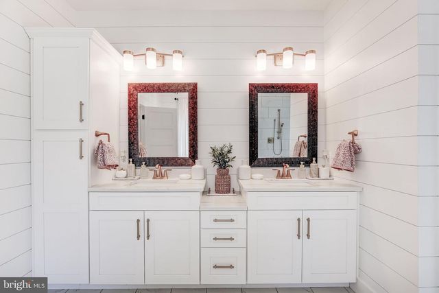 2728 HILLFIELD DR, Frederick, MD 21702