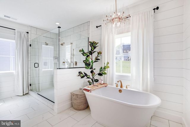 2728 HILLFIELD DR, Frederick, MD 21702