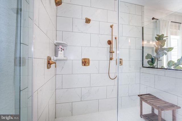 2728 HILLFIELD DR, Frederick, MD 21702