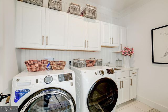 2728 HILLFIELD DR, Frederick, MD 21702